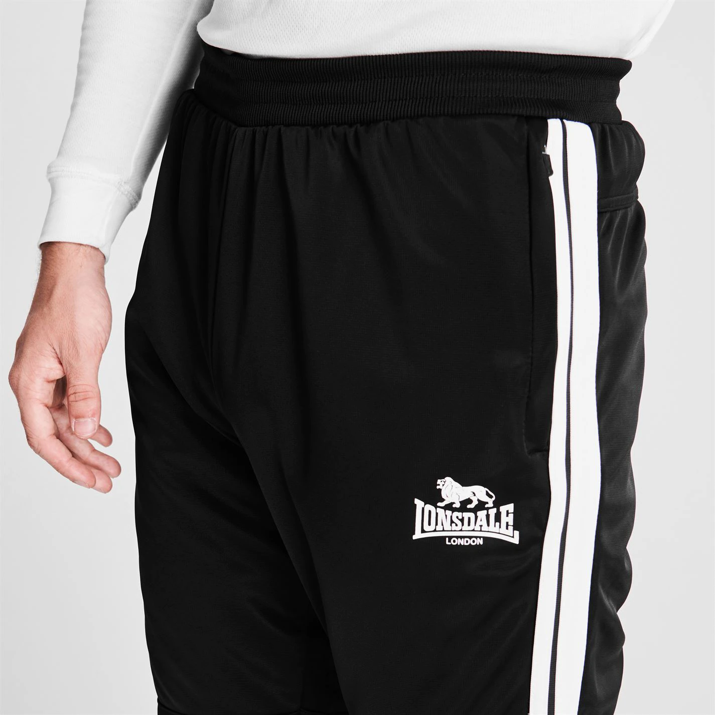 Lonsdale 2 Stripe Tapered Jogging Pants Mens Lonsdale 2 Stripe Tapered Jogging Pants Mens -Lonsdale Sales 2024